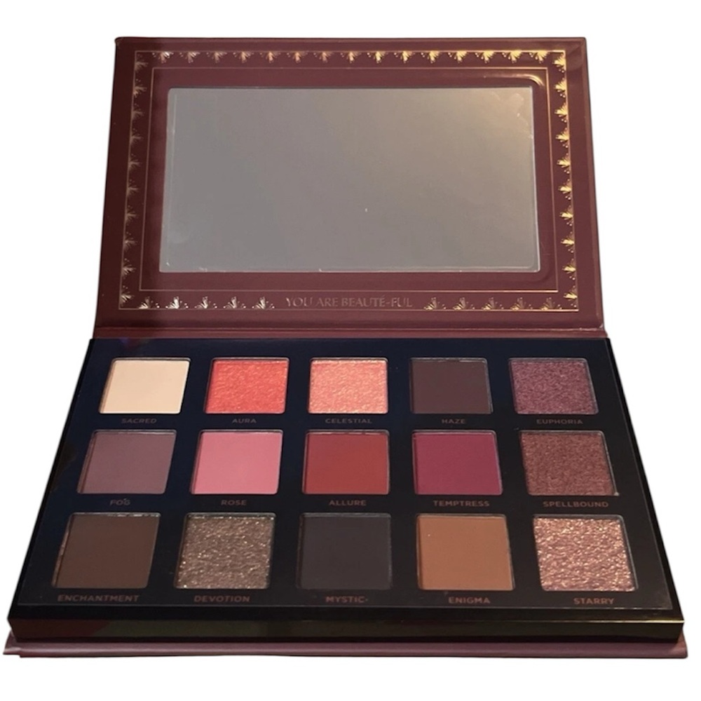 Ace Beautē Mystic Romance 15 Color Eyeshadow Palette NIB - Picture 4 of 6